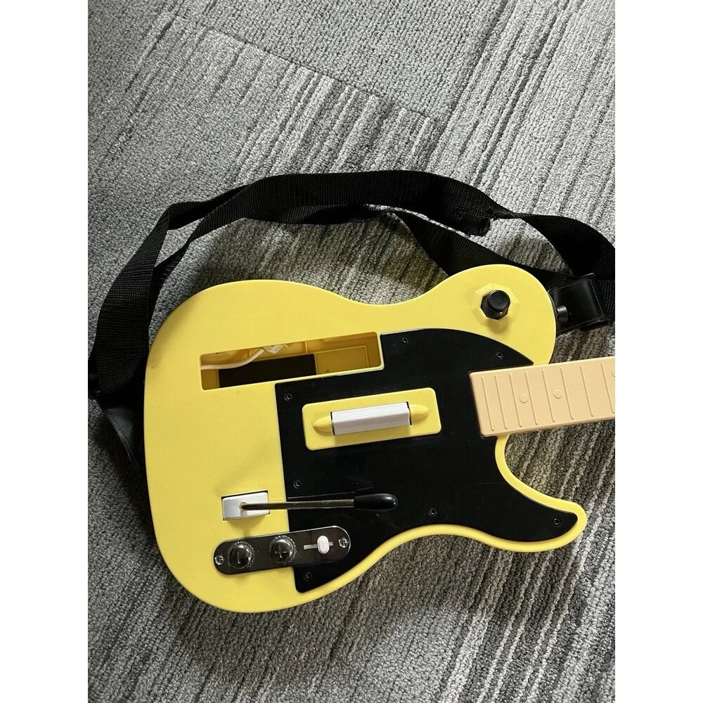 Guitar Hero Nyko Front Man Nintendo Wii Yellow Controller W/ GH World Tour Game